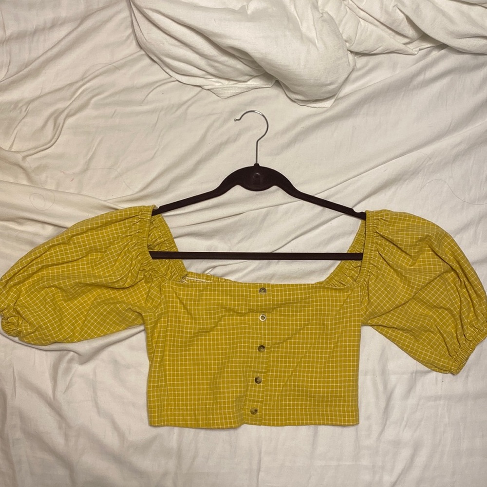 Crop top
